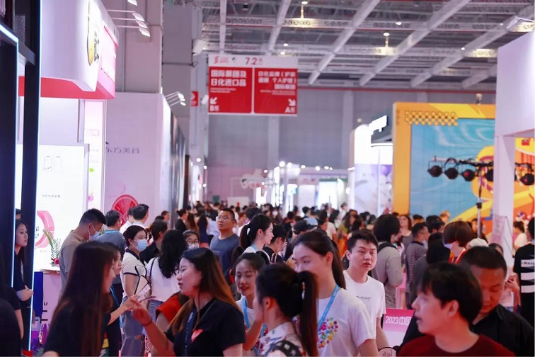 直击上海美博会,现场盛况不容错过！